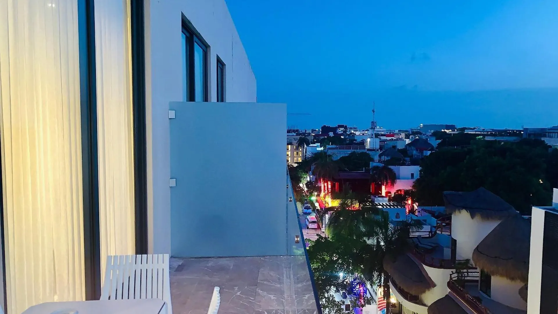 1 Block From The Ocean And 5Thav Villa Playa del Carmen Holiday home